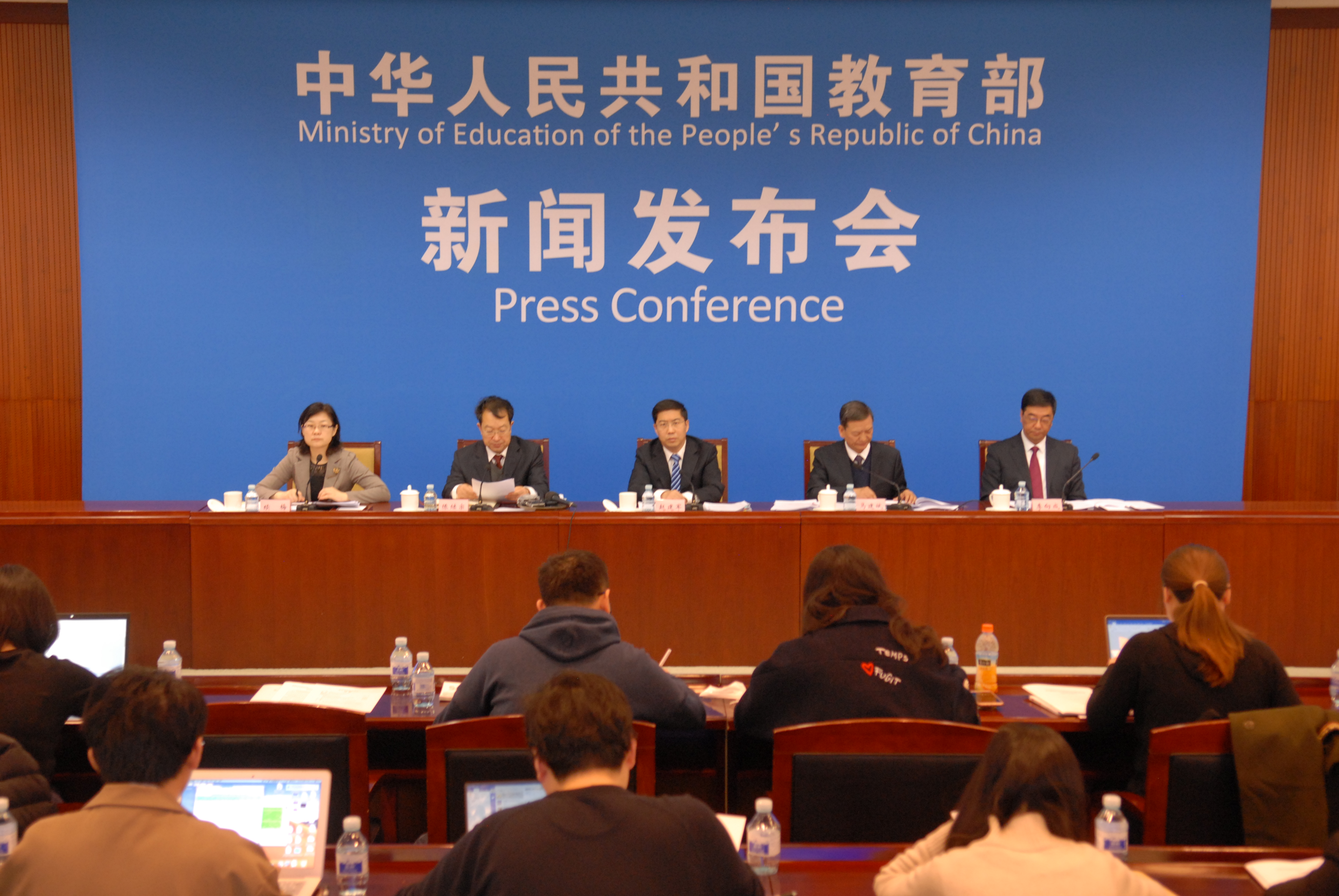 解放军连日围台波动台军,高层反响敏锐,吴谦改称谓激励台媒眷注